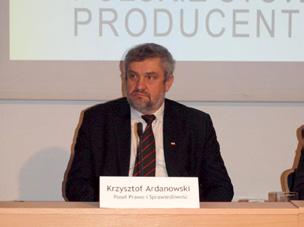 Rutkowski stwierdził, że uzyskane do tej pory wyniki badań pokazują, że krajowe źródła białka mogą być częściową alternatywą dla poekstrakcyjnej śruty sojowej w żywieniu kurcząt rzeźnych i kur