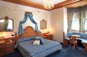 Check IN: po godzinie 16 00, check OUT: do godziny 10 00 Hotel przyjmuje zwierzęta do 4/5kg tylko po uprzednim uzgodnieniu z Dyrekcją 5 /dzień Cena tygodniowego pobytu za osobę w pokoju 2 -os z HB: