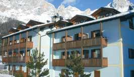 san martino di castrozza - Passo rolle nowość Hotel Plank ***S (San Martino di Castrozza) Położenie: 5 min od centrum miejscowości, kilka kroków od stoku dla początkujących i 10 min pieszo od wyciagu