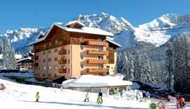 Położenie: na stoku, 2km od centrum Madonna di Campiglio Pokoje: 2, 3, 4, 5-osobowe Infrastruktura: centrum wellness (basen dla dorosłych, basen dla dzieci, sauna, łaźnia turecka, jacuzzi, solarium,