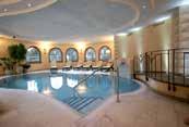 (sauny, jakuzzi) oraz garaż Do dyspozycji gości winda, drink-bar, sala zabaw, sala TV, parking Check in od 16 00 do 20 00, check out od 7 00 do 10 00 W dniu przyjazdu należy obowiązkowo wpłacić