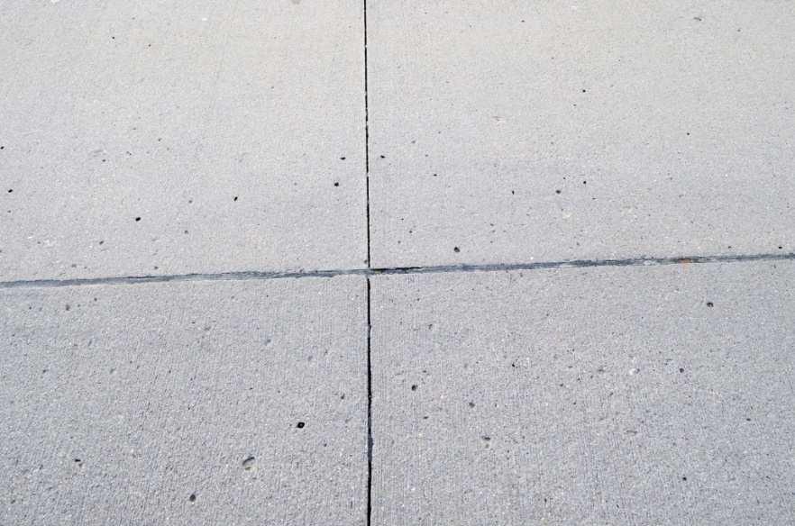 Droga betonowa na terenie