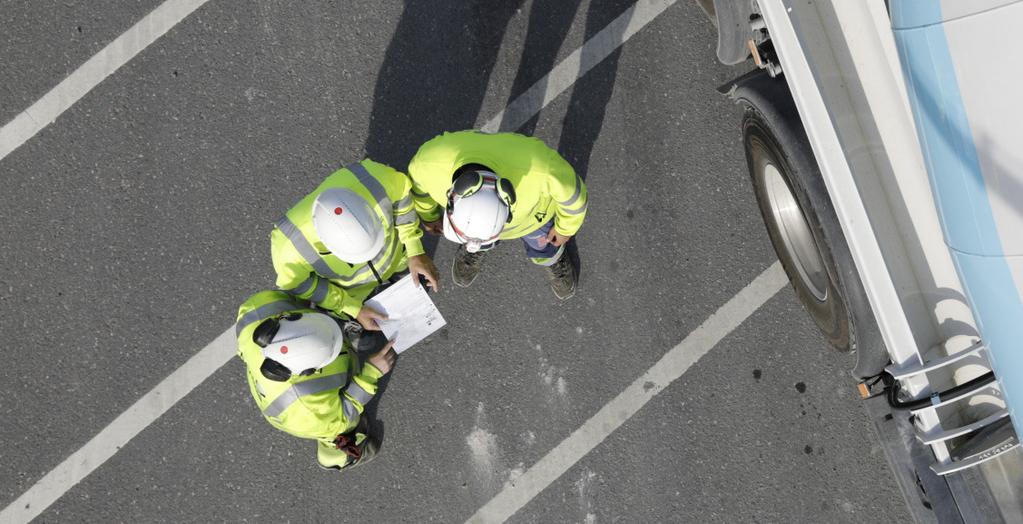 Nasze usługi Doradztwo techniczne Z naszymi klientami prowadzimy otwarty dialog, doradzamy im i tworzymy produkty oczekiwanej klasy, o odpowiedniej konsystencji, które spełniają oczekiwania i wymogi