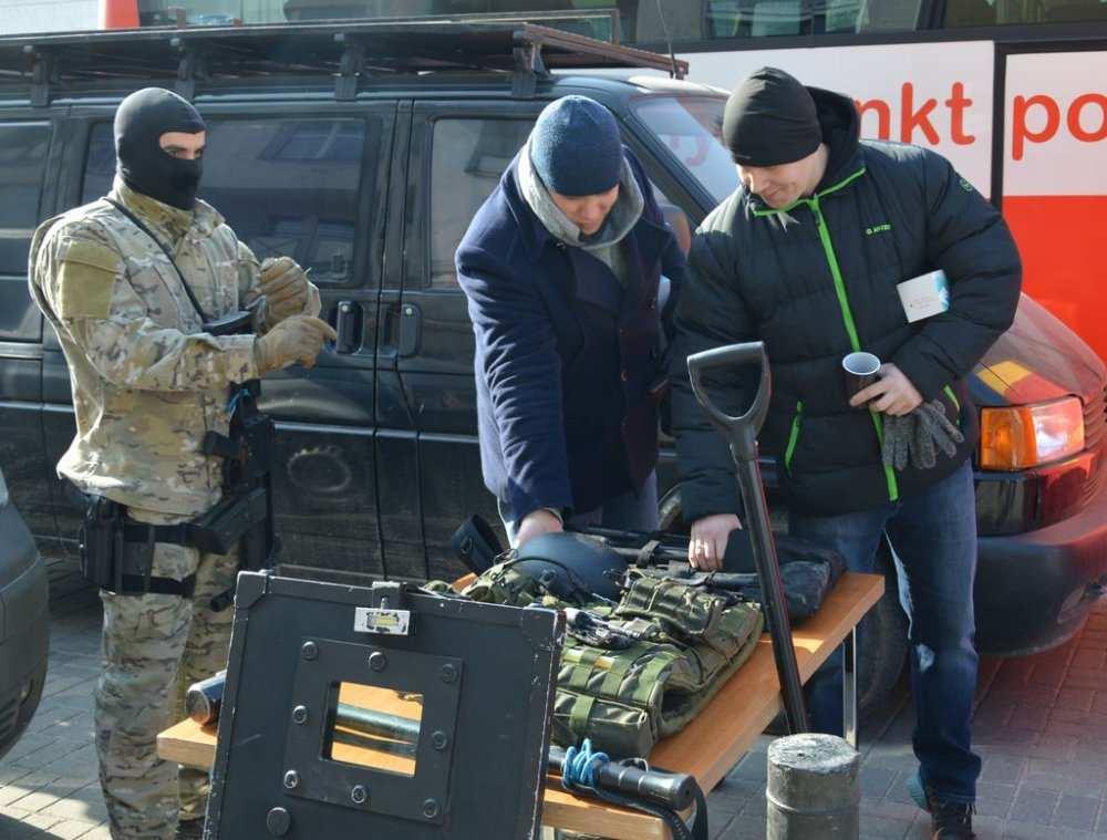 W tym dniu, nie zabrakło również policjantów z Opola, którzy w kwietniu 2016 roku założyli Klub Honorowych Dawców Krwi Polskiego Czerwonego Krzyża przy SPPP w Opolu. Klub liczy już blisko 30 osób.