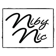 Wieści 39 Twórczość Ireneusza Krystowskiego Niby Słowo niedobre, wstrętne, robaczywe, złe. Niby tak, a niby nie, niby dobry, a przecież zły. On niby chciał Słowo bez rąk i nóg, bez głowy, do kitu.