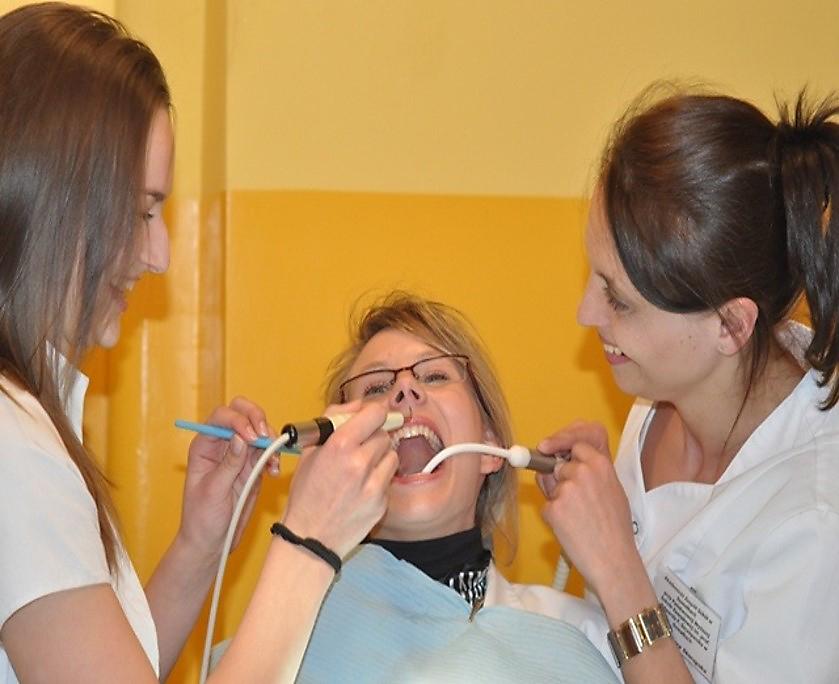 HIGIENISTKA STOMATOLOGICZNA NAUKA NA KIERUNKU HIGIENISTKA STOMATOLOGICZNA