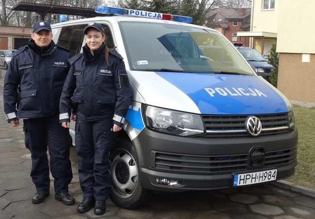 STRONA 8 Nowe radiowozy w Żyrardowie i Staroźrebach 9 lutego Komendant Miejski Policji w Płocku - nadkom.