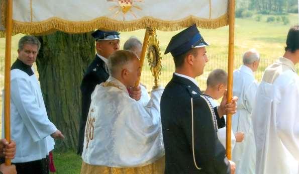 kanonika Edwarda Kłopotka (zdjęcie z kroniki).