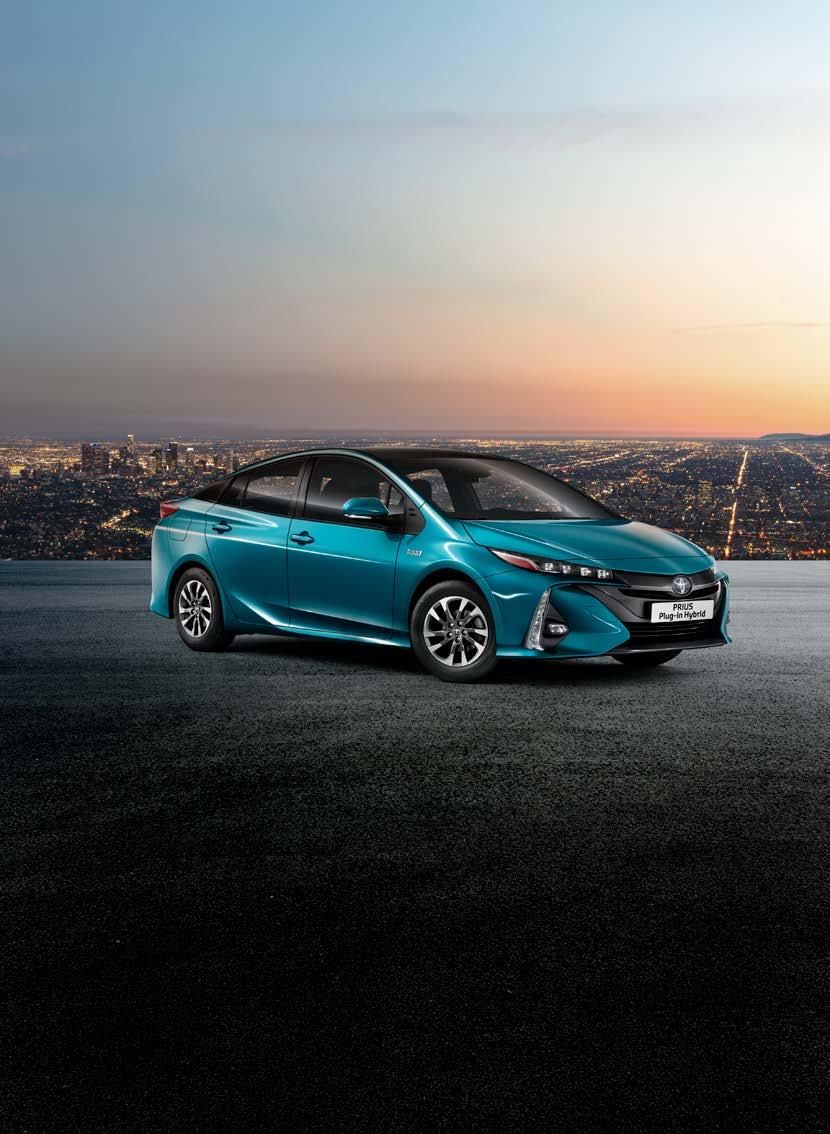 PRIUS Plug-in 1 Reprezentatywny przykład dla Kredytu SMARTPLAN: cena nowego samochodu 70 000,00 zł, wpłata własna 21 000,00 zł, czas obowiązywania umowy 36 miesięcy, miesięczna wartość raty