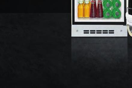 błękit, wysokość: 73,4 cm, 50's Style FAB5RPG Minibar wolnostojący, pastelowa zieleń, wysokość: 73,4 cm, 50's Style OGÓLNA Klasa efektywności energetycznej: D Pojemność całkowita brutto: 33 l