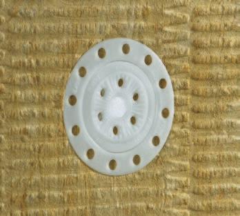EJOT kotva 1 1 III. Cesty k dokonalému upevneniu kotvami Prípad 3 Kotva je schválená zásadne pre zistenú kategóriu stavebného materiálu. Identifikovaný materiál však nie je výslovne v ETA uvedený.