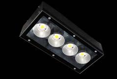 ATNA LIN LD Wykonana z blachy aluminiowej Standardowo dostępna w czterech wersjach pod względem wartości strumienia świetlnego Na życzenie istnieje możliwość wyprodukowania dłuższego wariantu oprawy