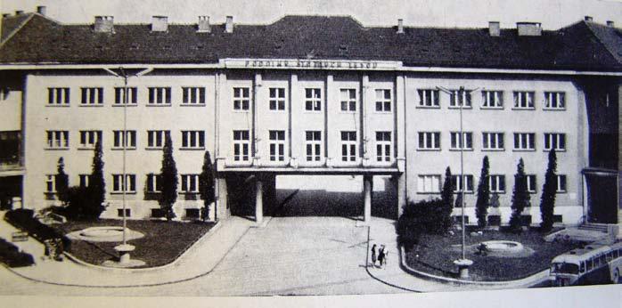 Ján Bella, hlavný lesný radca a riaditeľ, Ing. Imrich Némeš, hlavný lesný radca, Ing. Eduard Stollár, lesný radca. Okresný úrad Zvolen: Dr.