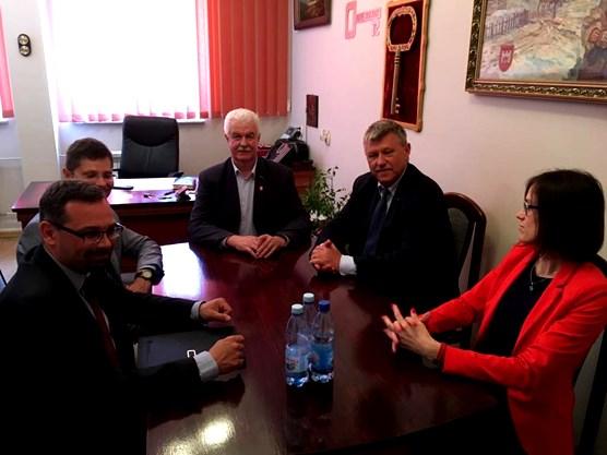 Wykonawcą zadania jest firma Przedsiębiorstwo Robót Drogowych sp. z o.o. z Lipna.