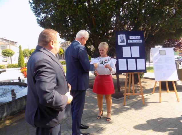 Podczas tegorocznych Dożynek nie mogło zabraknąć także akcentu związanego z obchodami 100-lecia odzyskania przez Polskę niepodległości.