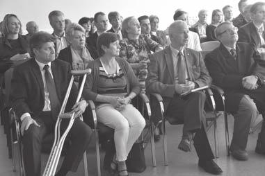 Navyše, ideológovia tej doby ho zaradili do kategórie takých ľudí, čo mali defi nitívne upadnúť do zabudnutia, ako predstavitelia nepriateľskej a škodlivej buržoáznej ideológie a kapitalizmu.