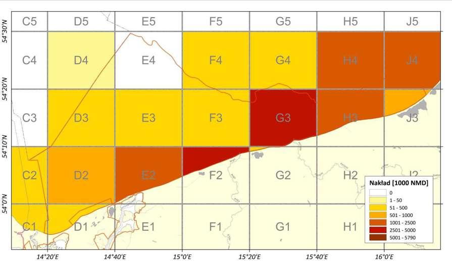 Rys. 48. Rozkład przestrzenny nakładu połowowego jednostek do 12m. w kwadratach statystycznych w obszarze PLB Zatoka Pomorska w sezonie 2014/2015 (od października do kwietnia).