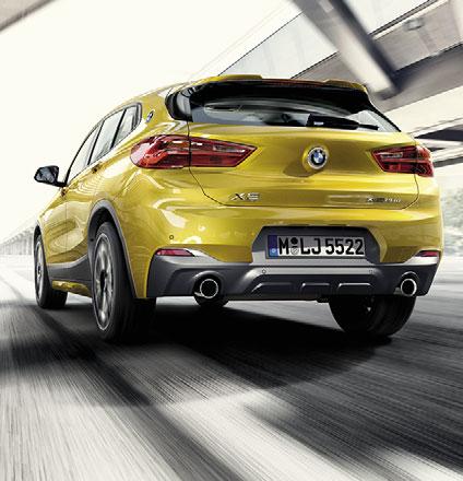 CAŁKIEM NOWE BMW X2. Absolutnie wyjątkowe. Ekstremalnie niezwykłe. Nowe BMW X2 już na pierwszy rzut oka demonstruje swoje sportowe ambicje.