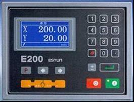 ESTUN E200 Jest to popularny dwuosiowy sterownik CNC.