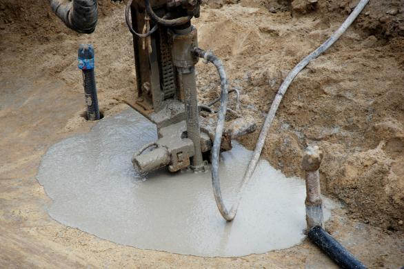 inżynierską opracowaną przez Przedsiębiorstwo Geologiczne w Krakowie.