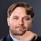 Planowania Produkcji i Sprzedaży, którą pełni obecnie skończywszy. Posiada doświadczenie związane z rynkiem budowlanym oraz surowcowym w obszarze B2B jak i B2C.