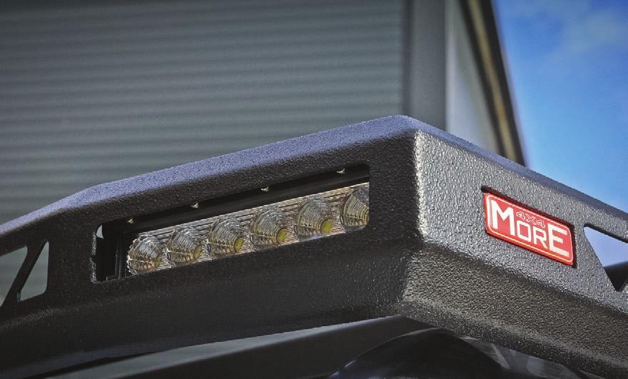 Dzięki specjalnie zaprojektowanym otworom w belkach poprzecznych bagażników More 4x4 możliwy jest montaż za pomocą ekspanderów lub zaciskowych połączeń