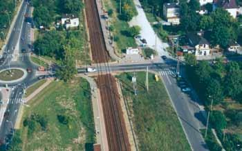 Jagiellońskiej), Słowicza, Sikorskiego (od ul. Chodkiewicza do ul. Czarnieckiego), Czarnieckiego i Starzyńskiego.