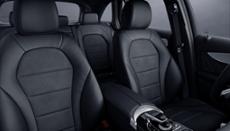 Silnik GLC 220 d 4MATIC Rozmiar opon - przód Rodzaj skrzyni biegów Liczba/Układ cylindrów Moc 179 70 235/65 R 17 235/65 R 17 Automatyczna skrzynia biegów 9GTRONIC 4 125 kw Dane dotyczące zużycia