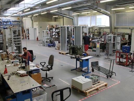 Bezpieczne technologie dla przemysłu i infrastruktury 10 C&T ELMECH Firma produkcyjna z Pruszcza Gdańskiego z ponad 30 letnim doświadczeniem w projektowaniu i