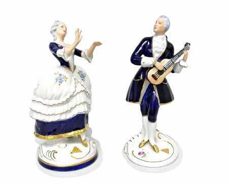 185 Muzykująca para Royal Dux, l. 1960 1978 porcelana, złocenia; wys.