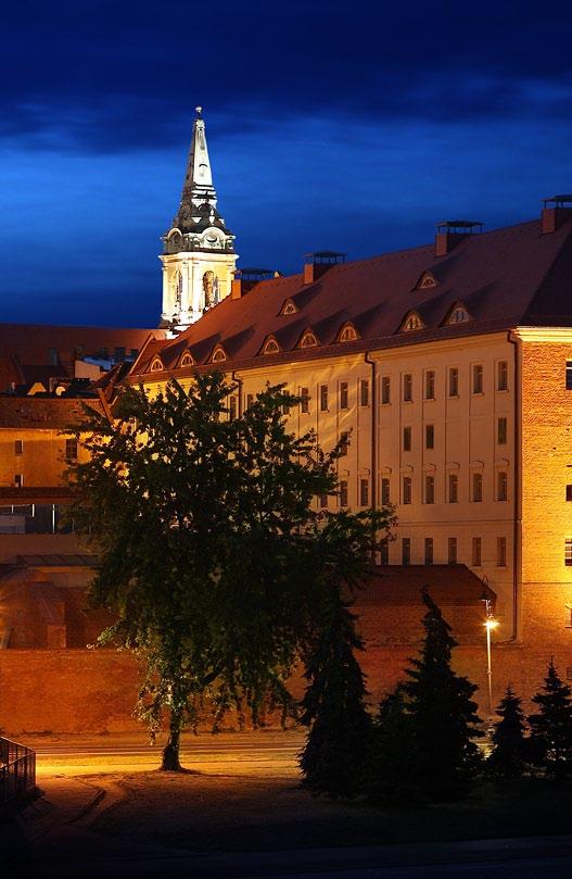 Dane teleadresowe Sekretariat obchodów Centrum Studiów Wyborczych UMK ul. Gagarina 15, 87-100 Toruń tel.