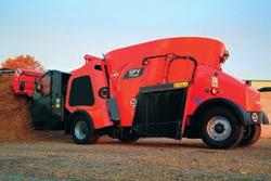 KUHN Modele wozów paszowych ROZWIĄZANIA KUHN 1 2 3 PREVIEW Imprimerie 02 40 83 55 09 4 5 1.