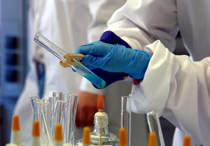 Laboratorium Chemia Jabłka to zestaw doświadczeń,