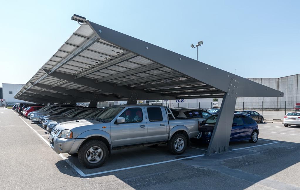 3 Fotowoltaiczna markiza solarna 97,2 kwp Sytuacja początkowa: General Markets Food Iberica, lider dystrybucji żywności w Hiszpanii, to firma z 93-letnią historią, zatrudniająca ponad 2400