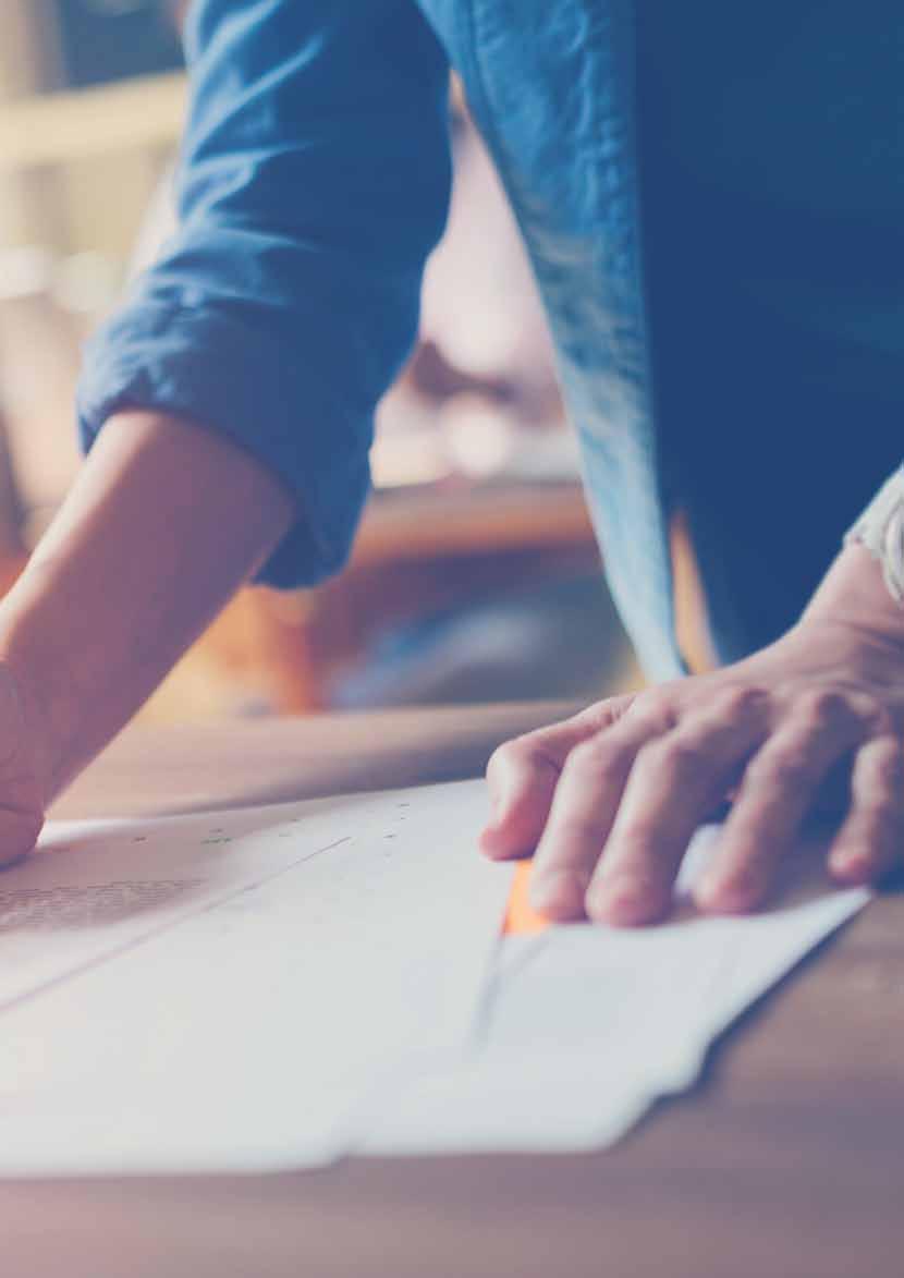 DESIGN Prosty i funkcjonalny. Wykończenie z satynowanego aluminium sprawia, że panel wejściowy doskonale wkomponowuje się w każdą powierzchnię.