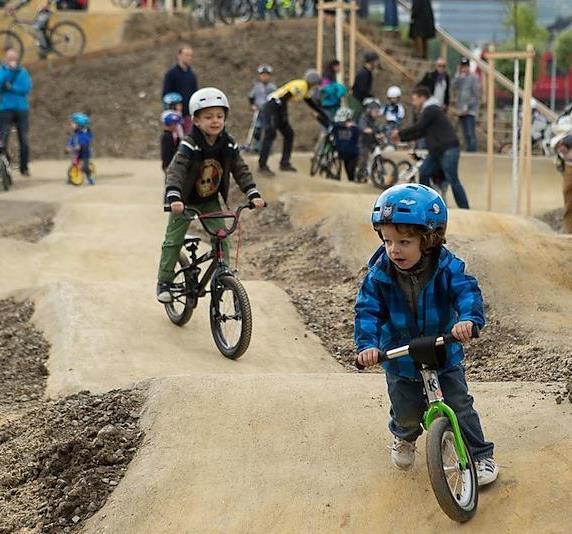 PUMPTRACK W