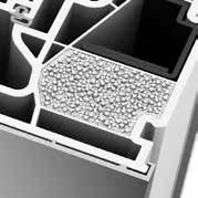 studio OKNA KF 410 OKNA Z PCV I ALUMINIUM WŁAŚCIWOŚCI Izolacyjność cieplna do U w = 0,62 W/(m 2 K) Izolacja dźwiękowa Bezpieczeństwo Ryglowanie Głębokość profilu do 45 db RC1N, RC2 okucia ukryte 93