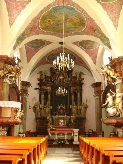 3. Racławiczki, wyposażenie kościoła parafialnego pw. św. Marii Magdaleny Ks.B.t.V- 856/91 z 17.04.1991 Na wyposażenie kościoła składa się jednolity stylistycznie zespół sprzętów kościelnych z pocz.