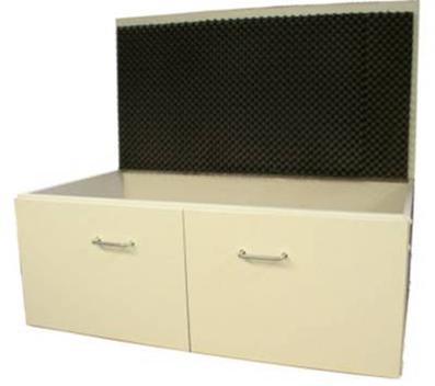 zaprawy cementowej w formie 40x40x160 mm.