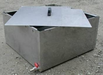 416 ŁAŹNIA WODNA 300x300x300 mm Pompa cyrkulacyjna z termostatem Dno z perforowaną płytą na próbki Zakres temperatury: Komora wewnętrzna: Wymiary komory wewnętrznej: Wymiary zewnętrzne: 0ºC - +80ºC