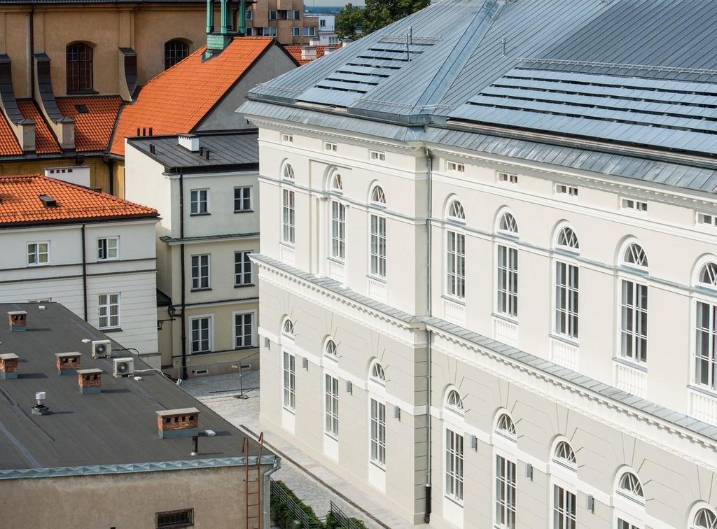 21 WYDZIAŁÓW + 30 JEDNOSTEK NAUKOWO-DYDAKTYCZNYCH Wydział Artes Liberales Wydział Biologii Wydział Chemii Wydział Dziennikarstwa, Informacji i Bibliologii Wydział Filozofii i Socjologii Wydział