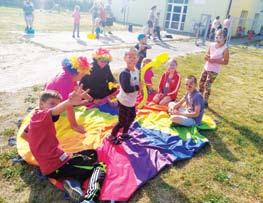 Dla uczestników przygotowano smakowite kiełbaski, a o pyszne domowe ciasta i kawę zadbał Klub Seniora w Malechowie.