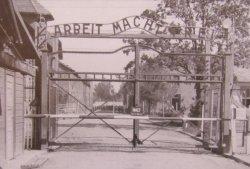 Warszawie].