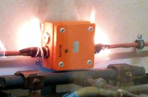 Bezpieczeństwo w przypadku pożaru Puszki odgałęźne marki Hensel są przetestowane pod kątem zachowania ciągłości obwodu PH120 oraz podtrzymania funkcji podczas pożaru E30/ E60/E90