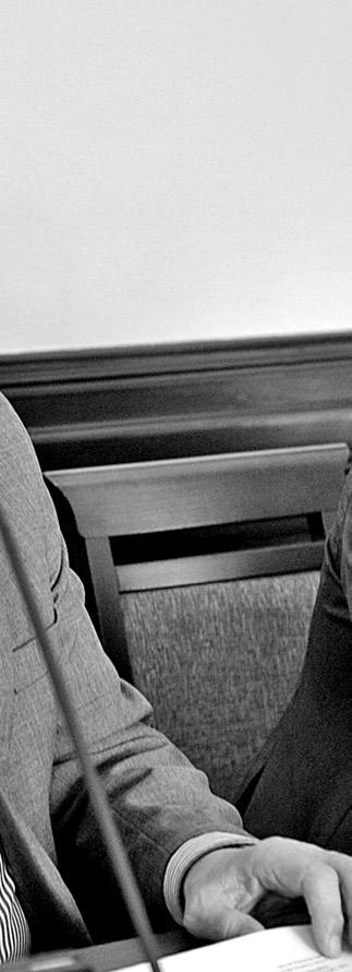 Podsumowanie kadencji - W skład rady V kadencji samorządu weszło 21 radnych, reprezentujących różne opcje polityczne oraz mieszkańców ze wszystkich gmin powiatu słupskiego.