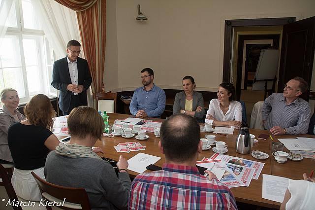 Przewodniczący Zespołu Koordynującego, Łukasz Łukaszewski zwołał spotkanie wszystkich członków na wtorek, 11 sierpnia 2015 r. Godz. 16.00, sala 119.