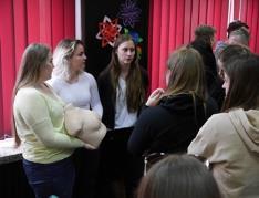 Ponadto pracownicy Sekcji Oświaty Zdrowotnej Powiatowej Stacji Sanitarno-Epidemiologicznej w Katowicach przygotowali stoisko promocji zdrowia, przy którym prowadzili poradnictwo w zakresie zdrowego