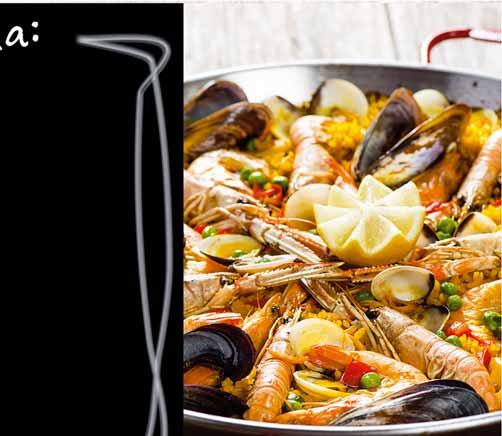 cebula 1/2 czerwonej papryki 2 łyżki mrożonego zielonego groszku 125 ml białego wytrawnego wina 850 ml wywaru