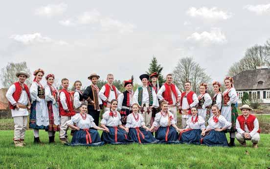 Północnej. Zespół reprezentuje Mazowsze, utrzymując kontakty z miastami partnerskimi Płocka, jak: Możejki, Forli, Darmstadt, Fort Wayne, Loznica, Auxerre, w których wielokrotnie koncertował.