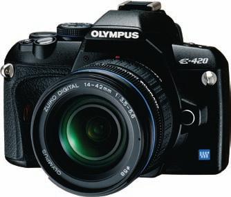 ujęcia dzięki Live View z autofocusem Dla Trafi ających w dziesiątkę - 10 Megapikselowy sensor Live MOS Dla Olśniewających - Wbudowana lampa błyskowa i bezprzewodowa kontrola błysku Dla Pedantycznych